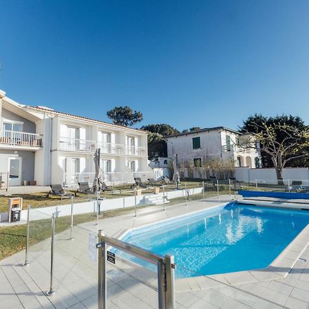 Beach Hotel - Le Grand Chalet Ронс-ле-Бен Екстер'єр фото