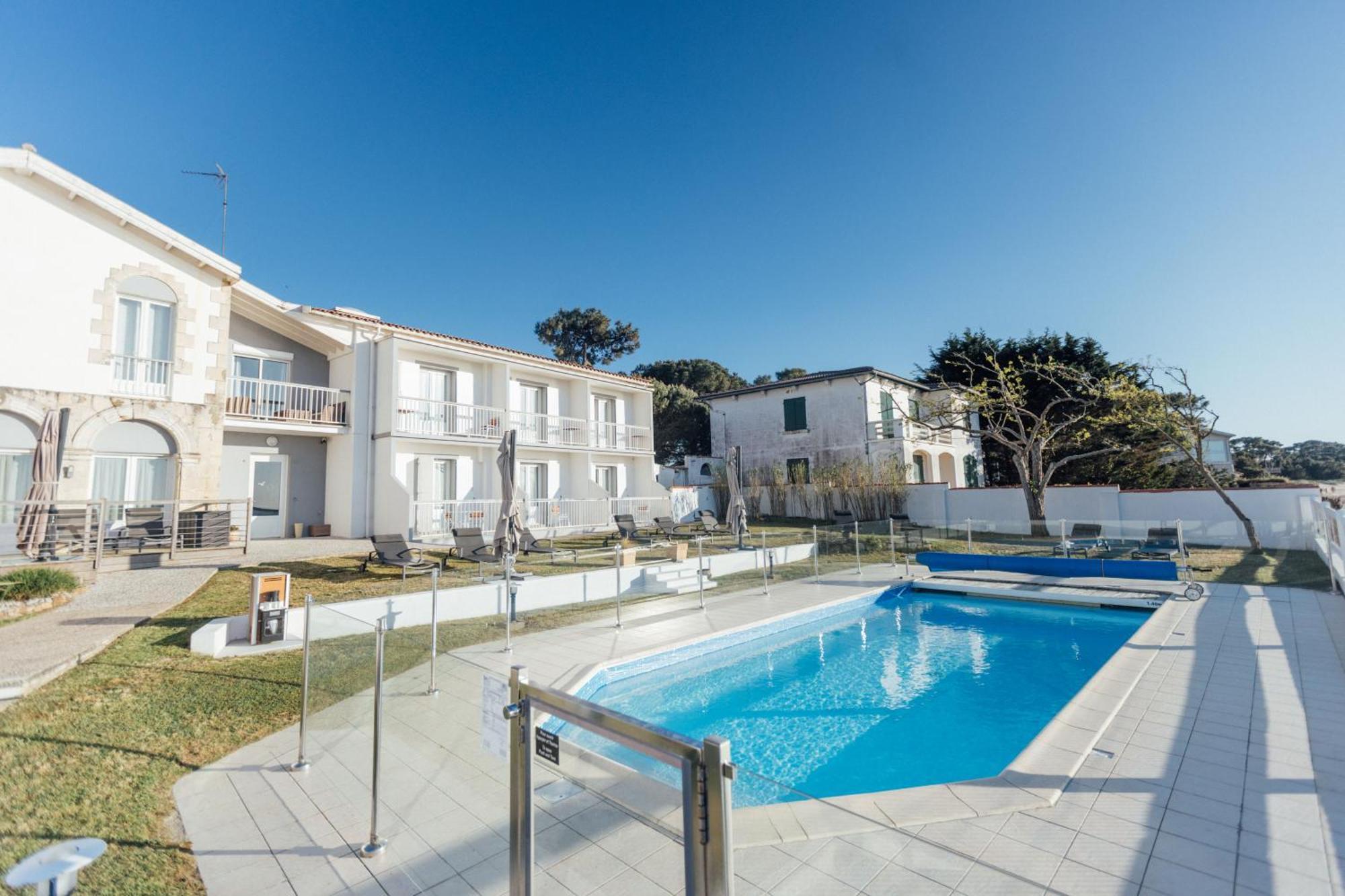 Beach Hotel - Le Grand Chalet Ронс-ле-Бен Екстер'єр фото